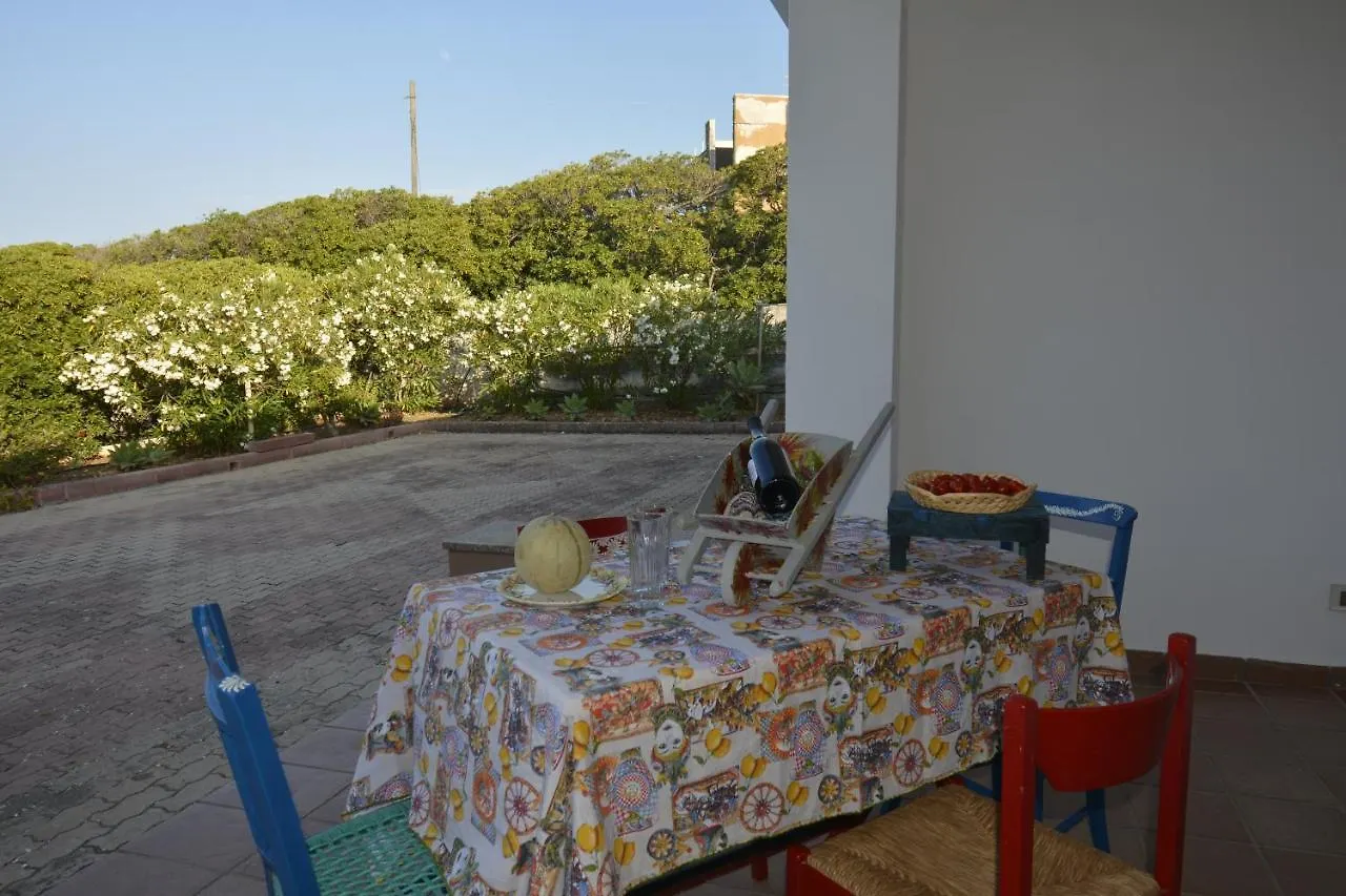 Villa Chiara Pachino 0*,  Itálie